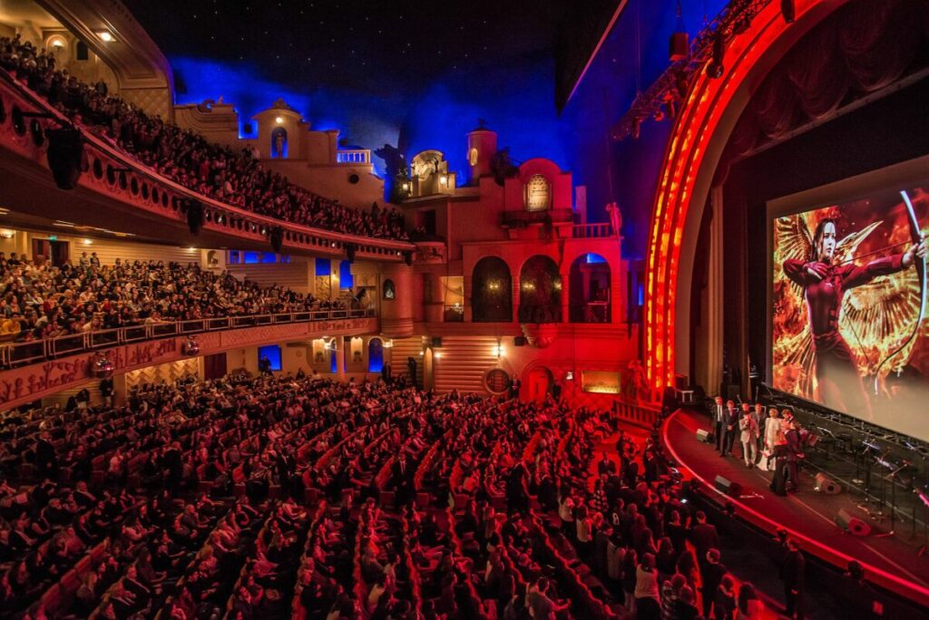 Top 10 Modern Theatres And Cinemas Around The World 9 Top 10 Modern Theatres And Cinemas Around The World